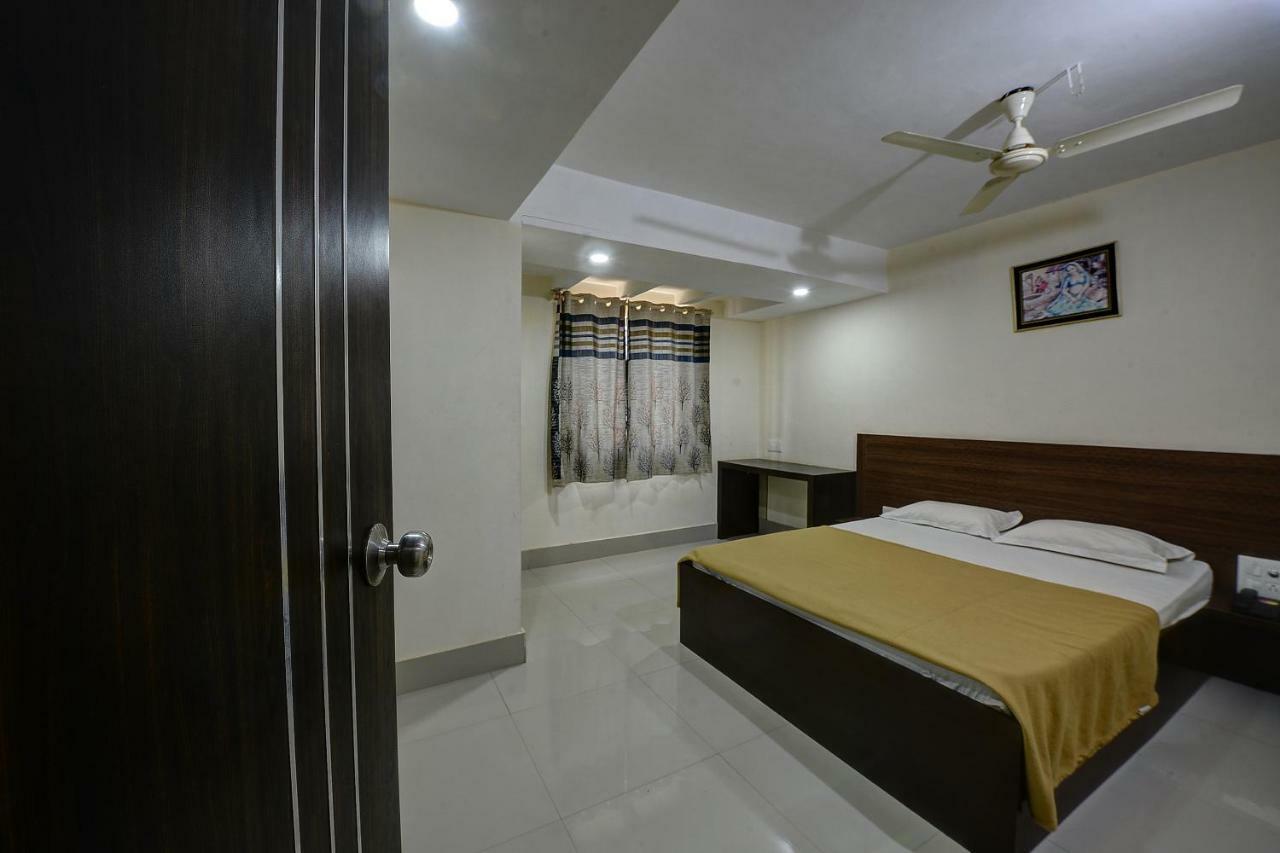 Spot On 37153 Karavali Paradise Hotel Dod Ballāpur Eksteriør billede